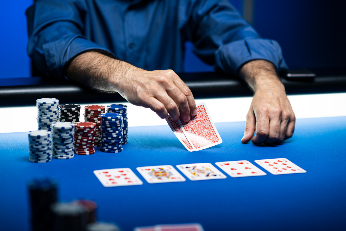 Top 5 des tournois à ne pas manquer dans la salle de poker du Club Pierre Charron à Paris