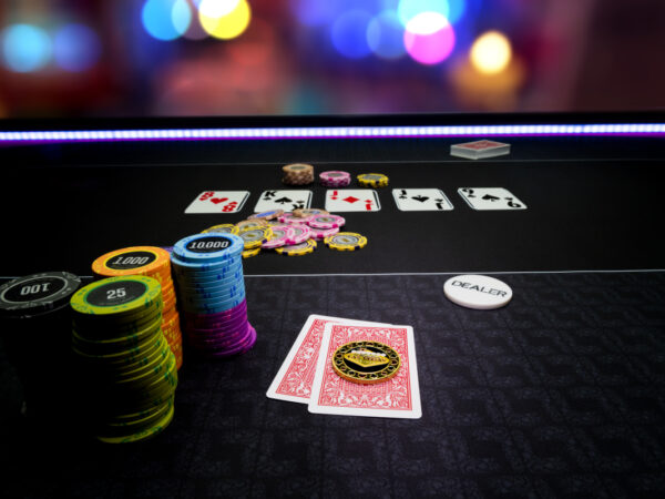 La salle de poker du Casino de Montréal à Montréal (QC) : ambiance, enjeux et stratégies gagnantes