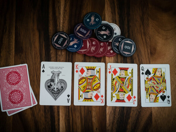 Pourquoi le Poker Caribbean Stud est-il si populaire dans les casinos ?