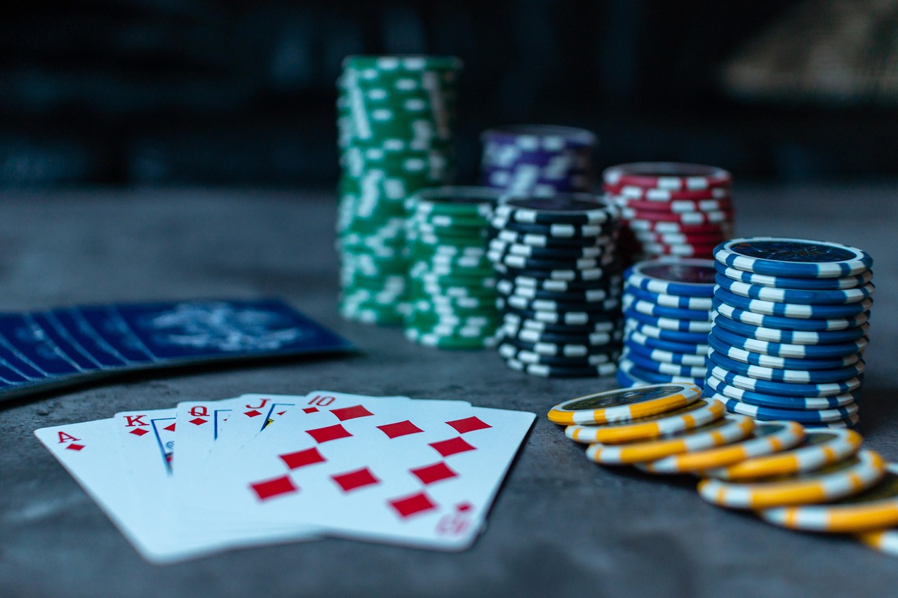 Bluff au poker : quand l’utiliser pour un maximum d’impact