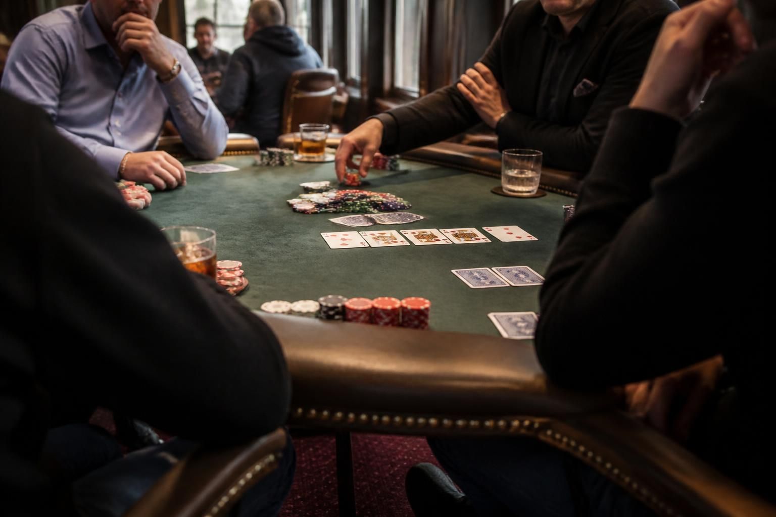 Intégrer le probe bet au poker